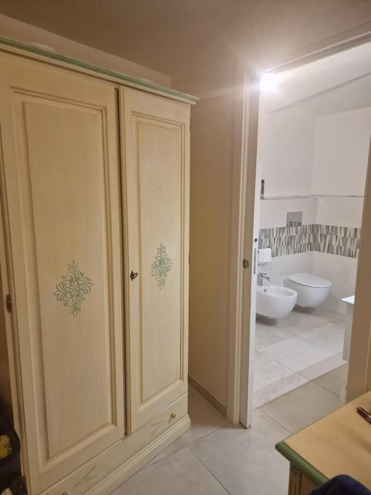 Hotel La Palma San Teodoro  Eksteriør billede